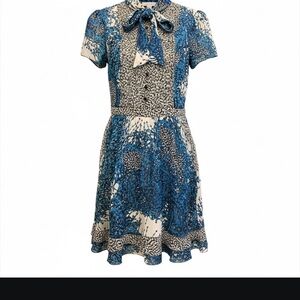 Diane Von Furstenberg Blue and Cream Mini Dress size 8